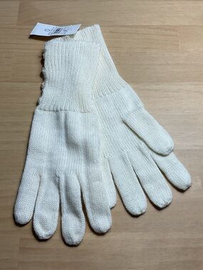 LOFT Cream Knit Women's Gloves Delicate Button Detail